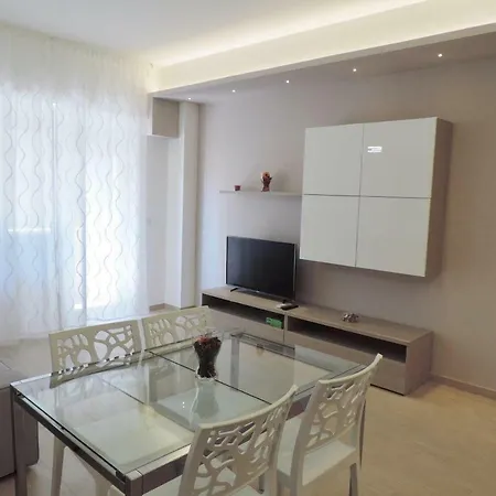Adglor Tassoni Apartmán *